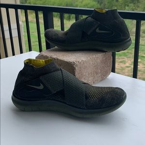 Nike Free RN Motion Flyknit